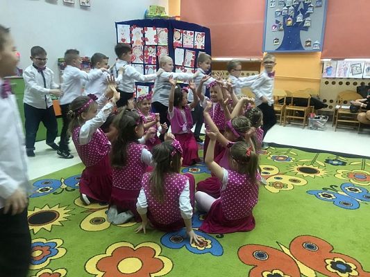  Grafika #4: PAMIĘTAMY O NASZYCH DZIADKACH…