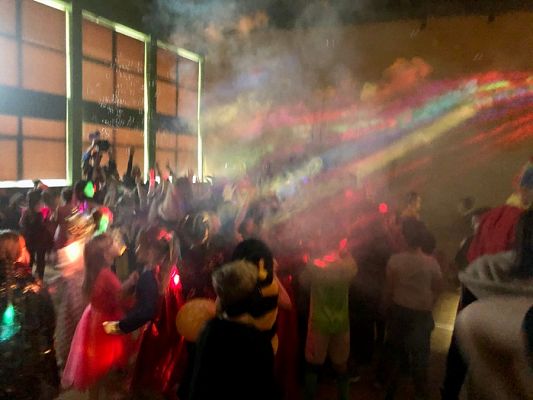 Grafika #7: Bal karnawałowy klasy 0-3