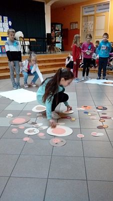 Grafika #5: Dzień Pluszowego Misia