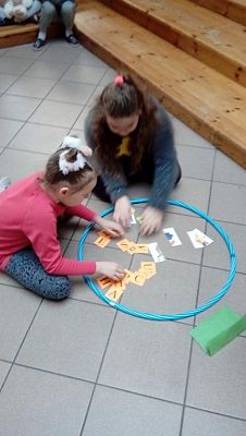 Grafika #1: Dzień Pluszowego Misia