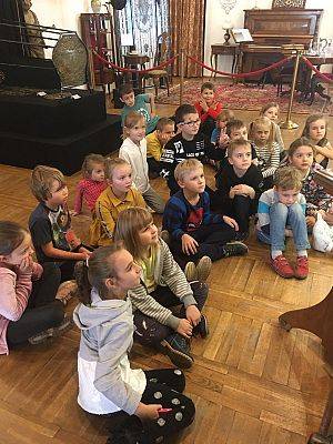 Grafika #3: Wycieczka do muzeum w Lęborku