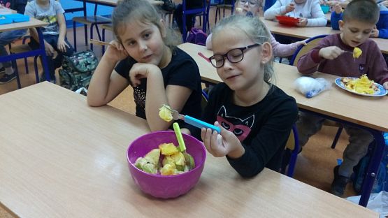  Grafika #6: Sałatka owocowa w klasie Ib