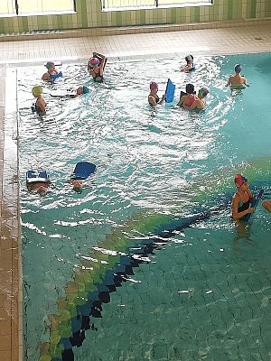  Grafika #5: Klasa 3b uczestniczy w projekcie "Umiem pływać"