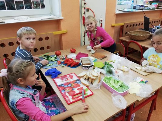  Grafika #7: Zdrowe drugie śniadanie:-))