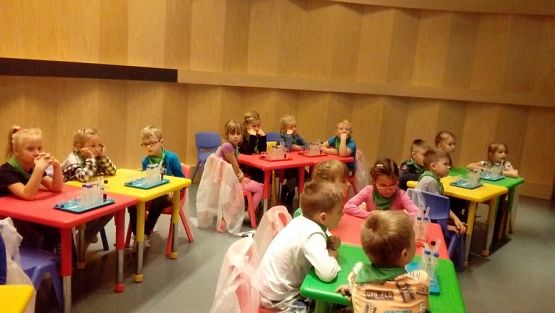 Grafika #7: Grupa 0a i 0b w Centrum Nauki Eksperyment w Gdyni