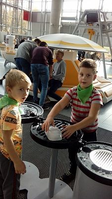 Grafika #21: Grupa 0a i 0b w Centrum Nauki Eksperyment w Gdyni