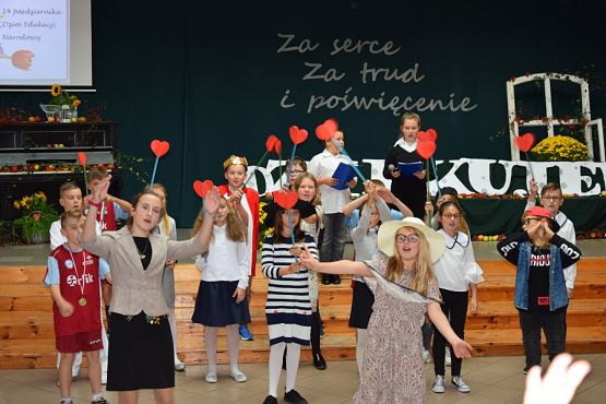 Grafika #12: Dzień Edukacji Narodowej