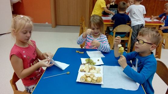 Grafika #3: Owocowy Dzień Chłopca w grupie "0"b