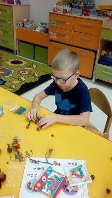  Grafika #6: Kasztanowe pomysły w grupie 0