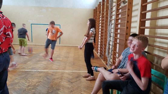 Grafika #13: Nasi uczniowie w Karkonoszach