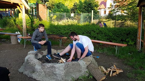 Grafika #29: Nasi uczniowie w Karkonoszach