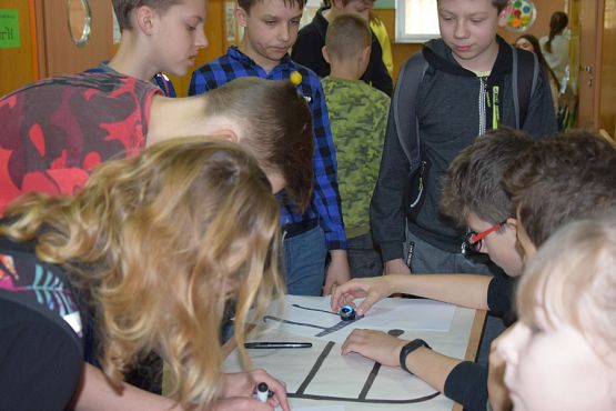  Grafika #9: 14 marca - Dzień Liczby π