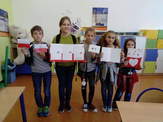  Grafika #2: Uczniowie klas Vb i Vc - pamiętają!