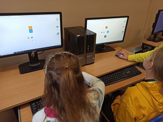  Grafika #45: Kółka z informatyki w ramach projektu Centrum Mistrzostwa Informatycznego