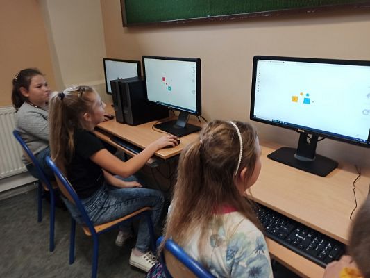  Grafika #46: Kółka z informatyki w ramach projektu Centrum Mistrzostwa Informatycznego