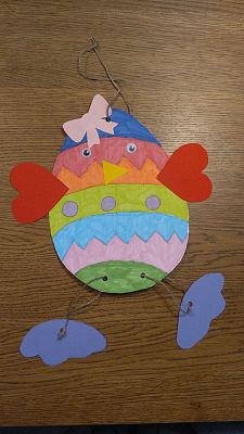 Grafika #24: Zdalna nauka - Wielkanocne Kurczaki prace klas 4-6