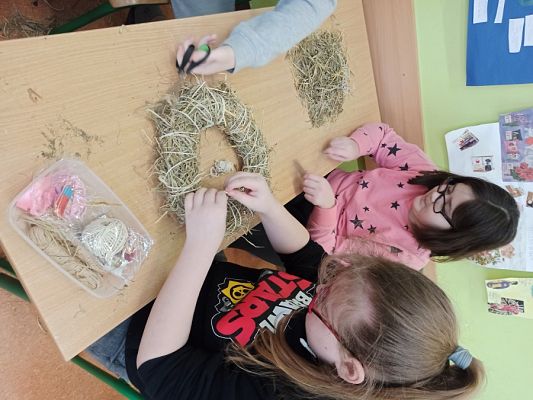  Grafika #17: Ozdoby Wielkanocne z siana