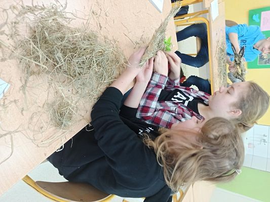  Grafika #25: Ozdoby Wielkanocne z siana