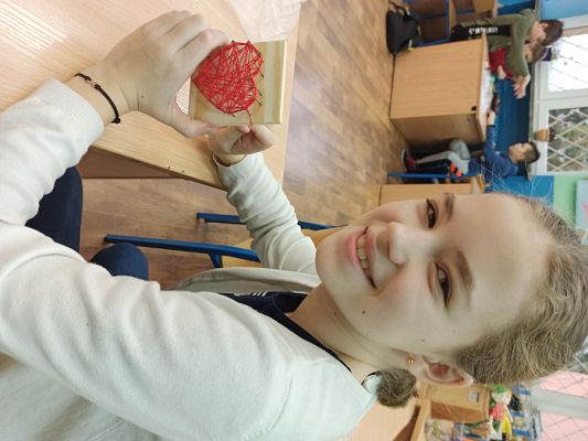  Grafika #29: Obrazki z gwoździ i sznurka