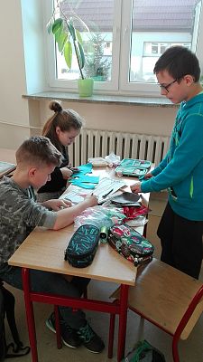  Grafika #6: Projektanci mody