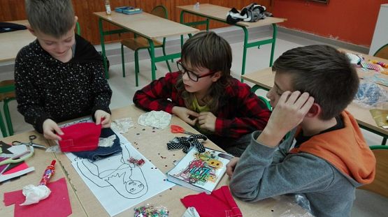  Grafika #10: Projektanci mody