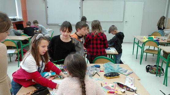  Grafika #16: Projektanci mody