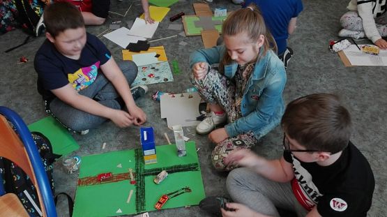 Grafika #8: MAKIETA SKRZYŻOWANIA - klasy 4