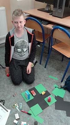 Grafika #12: MAKIETA SKRZYŻOWANIA - klasy 4