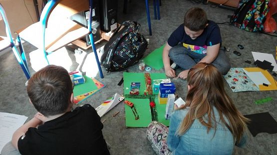 Grafika #13: MAKIETA SKRZYŻOWANIA - klasy 4