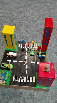 Grafika #28: MAKIETA SKRZYŻOWANIA - klasy 4