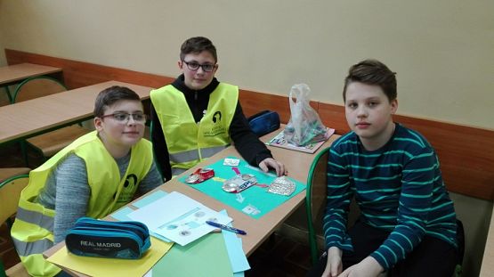  Grafika #16: Bierzemy udział w Ogólnopolskim Konkursie Ekologicznym MISTRZ RECYKLINGU