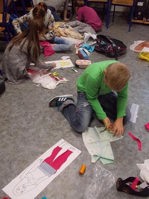  Grafika #4: Klasy 5 projektują stroje