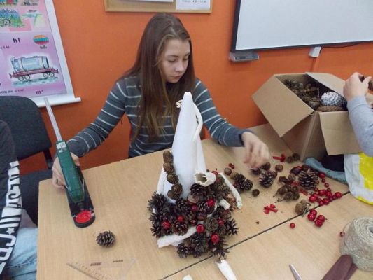  Grafika #7: CHOINKI KLASA IA gimnazjum