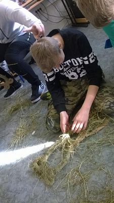  Grafika #6: Zające z siana klasa 1b gimnazjum