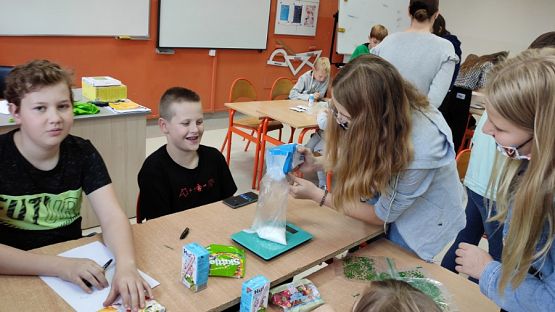  Grafika #20: "Ile cukru jest w słodyczach?"- warsztaty