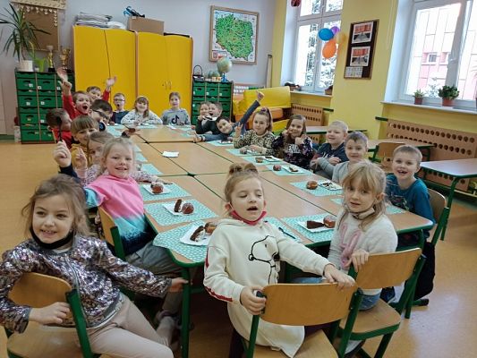  Grafika #0: Tłusty czwartek w klasie I a