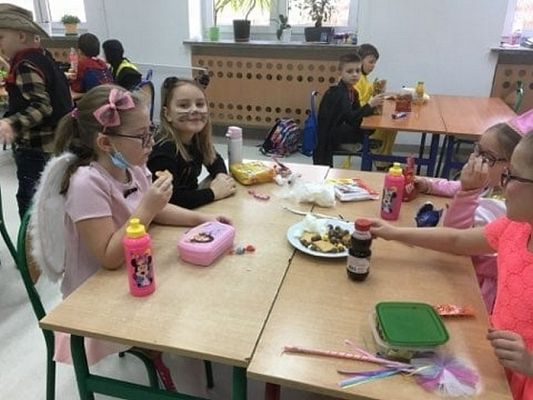  Grafika #11: Bal karnawałowy klas I - III