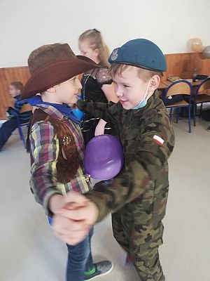  Grafika #19: Bal karnawałowy klas I - III